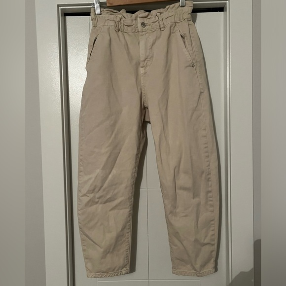 Zara Khaki Paper-Bag Jeans - Picture 2 of 6